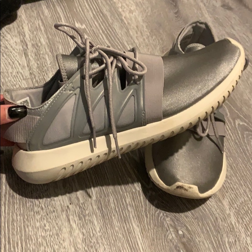 Adidas Tubular